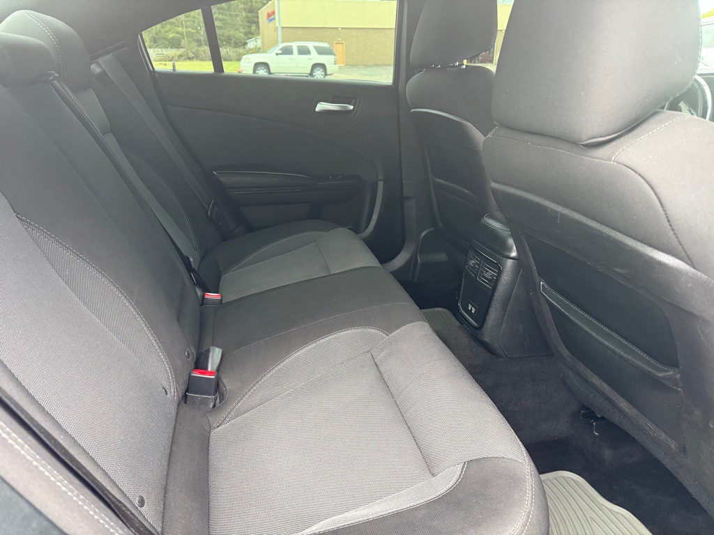 2018 Dodge Charger Image 5