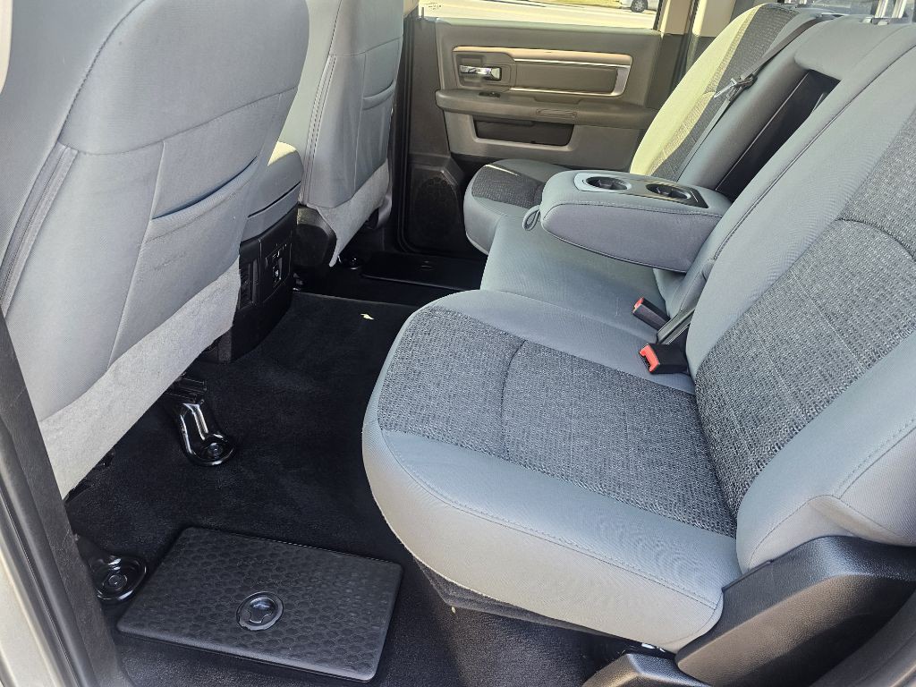 2018 RAM 1500 Image 12