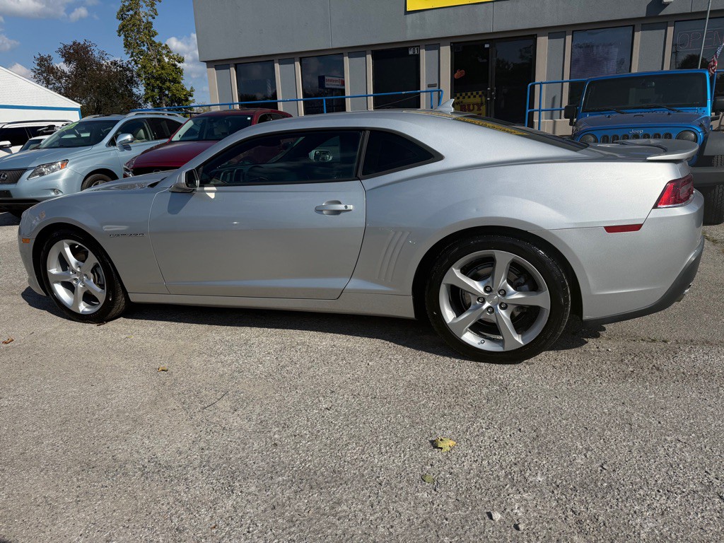 2015 Chevrolet Camaro Image 3