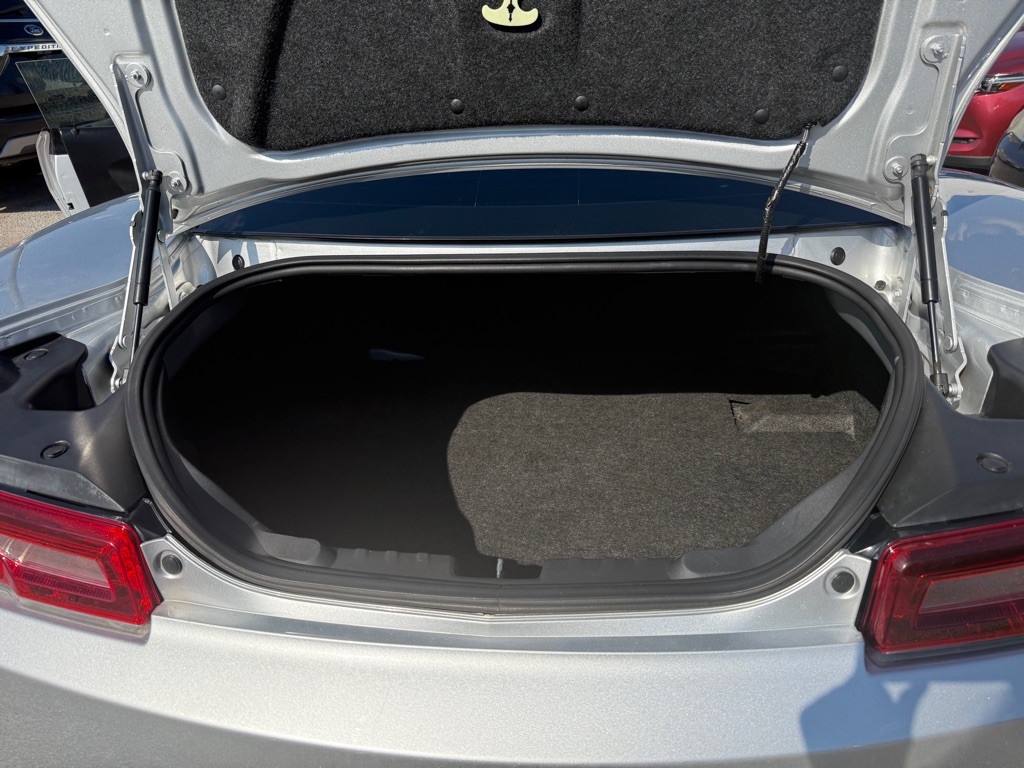 2015 Chevrolet Camaro Image 9