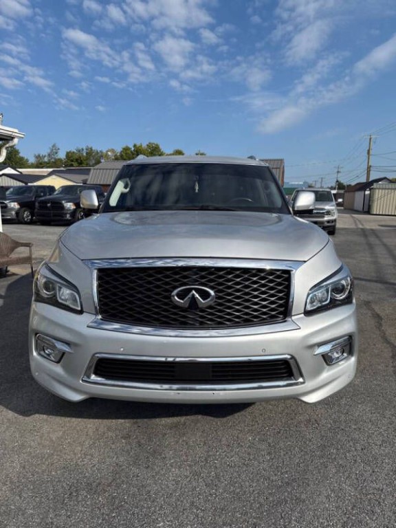 2017 INFINITI QX80 Image 3