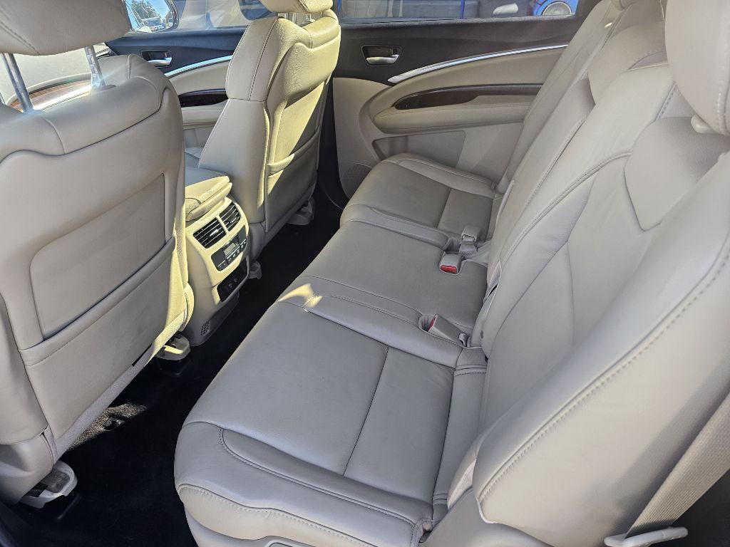 2017 Acura MDX Image 12