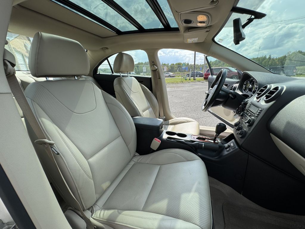 2005 Pontiac G6 Image 12