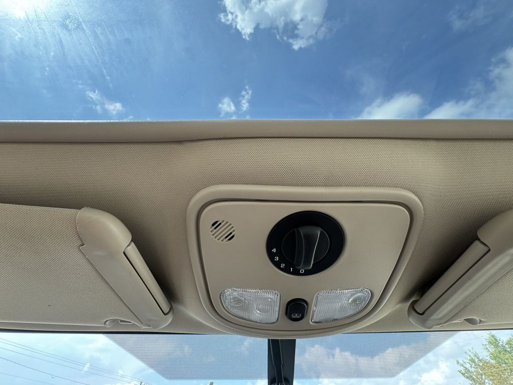 2005 Pontiac G6 Image 14