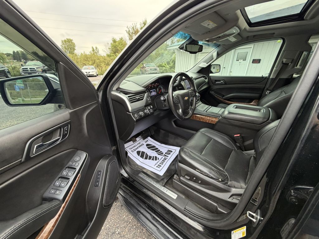 2015 Chevrolet Suburban Image 7