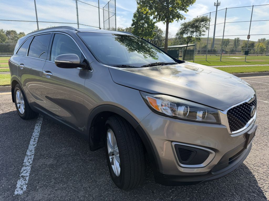 2016 Kia Sorento Image 5