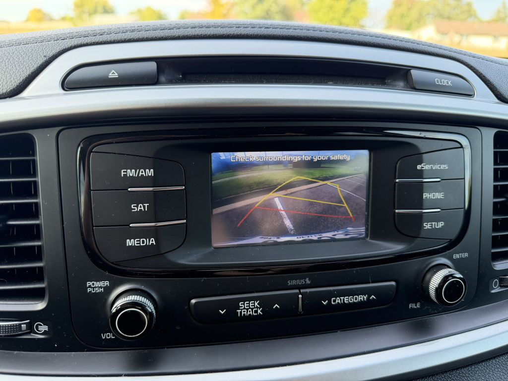 2016 Kia Sorento Image 18