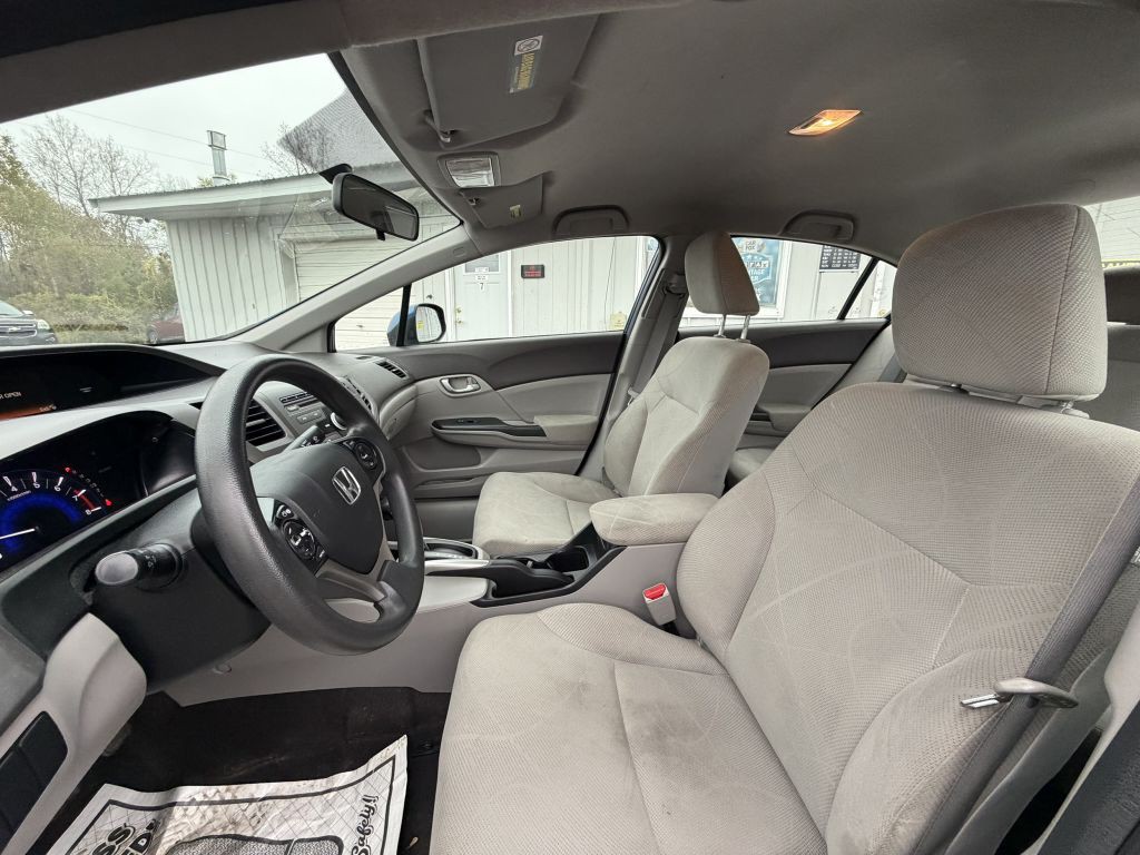 2012 Honda Civic Image 8