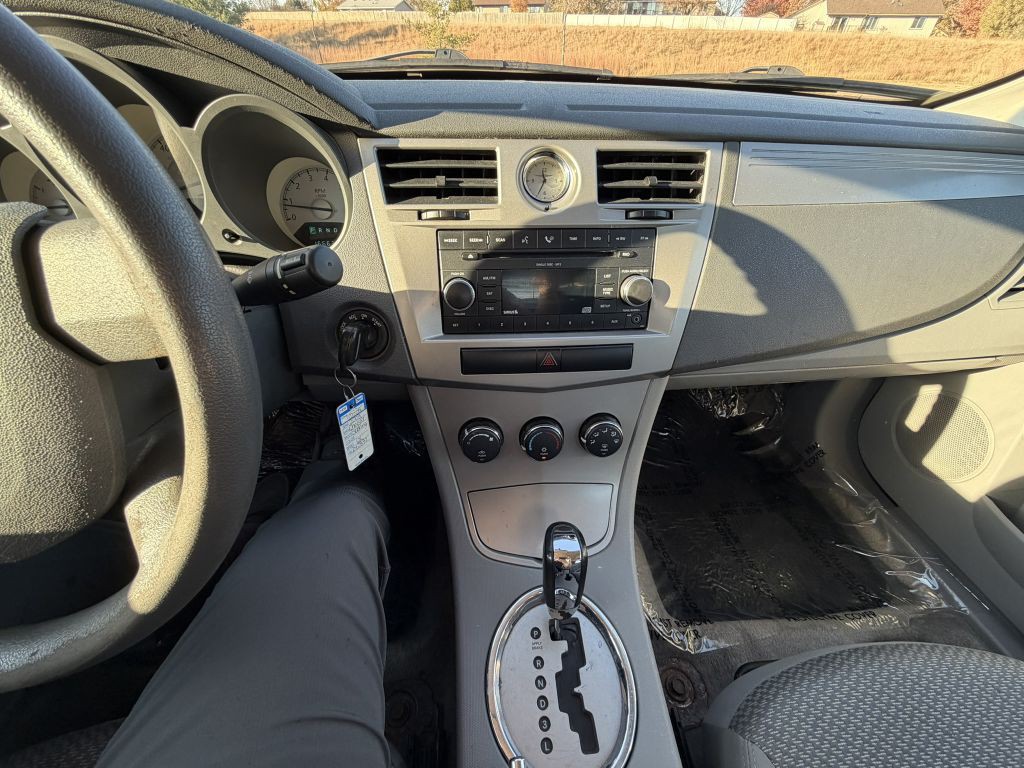 2008 Chrysler Sebring Image 14