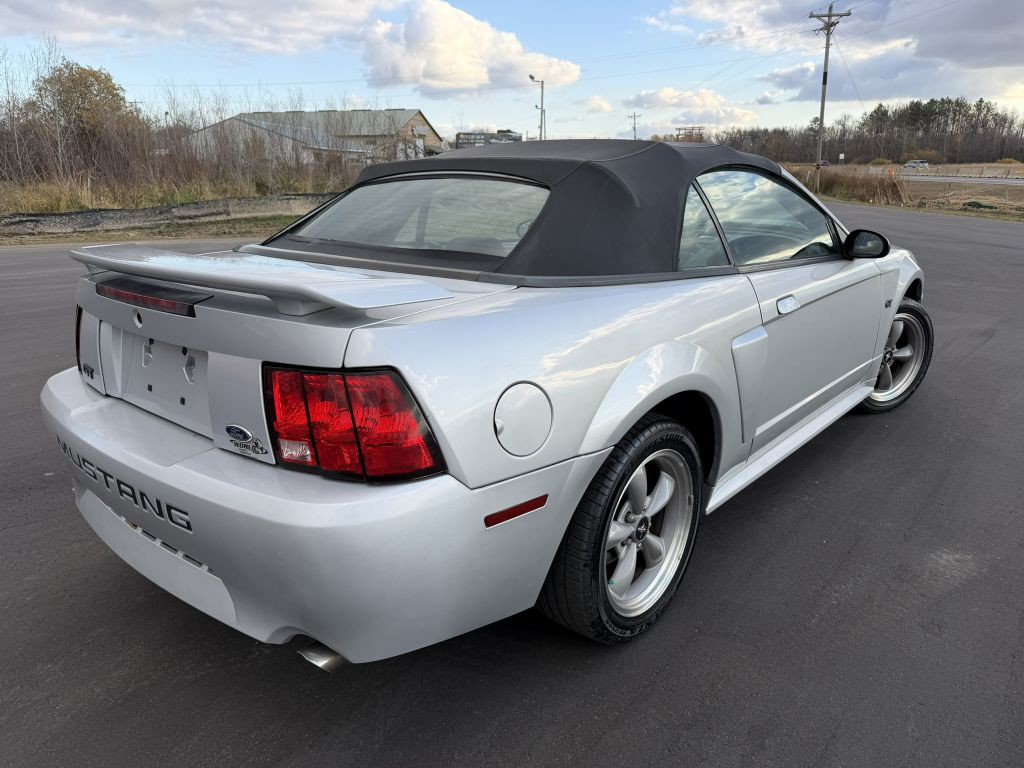 2002 Ford Mustang Image 5