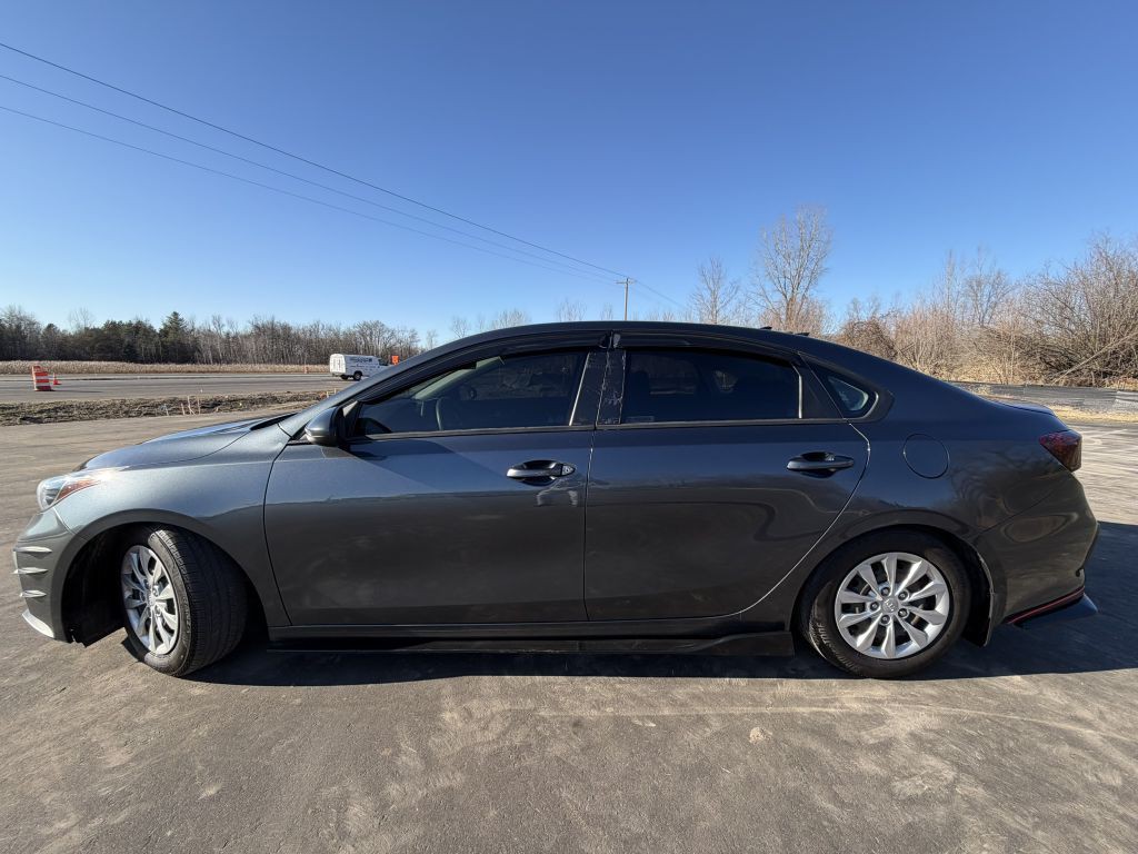 2020 Kia Forte Image 2