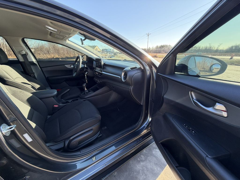 2020 Kia Forte Image 14