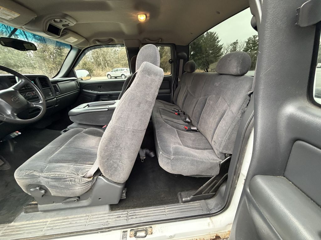 2002 Chevrolet Silverado 1500 Image 10