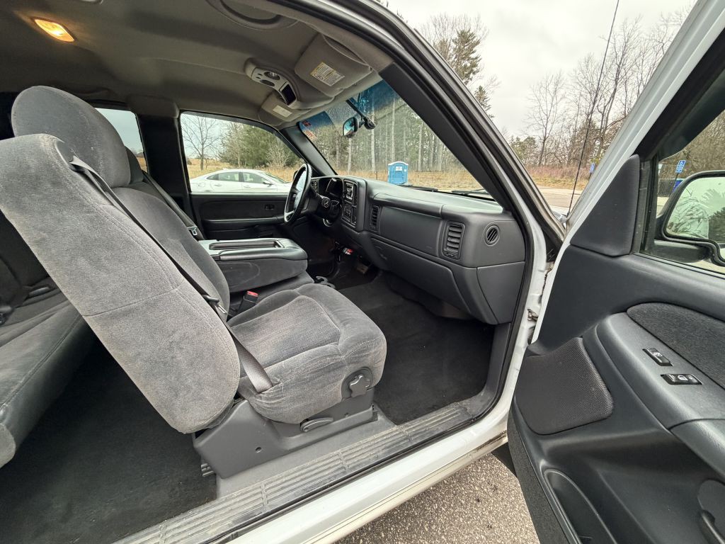 2002 Chevrolet Silverado 1500 Image 13