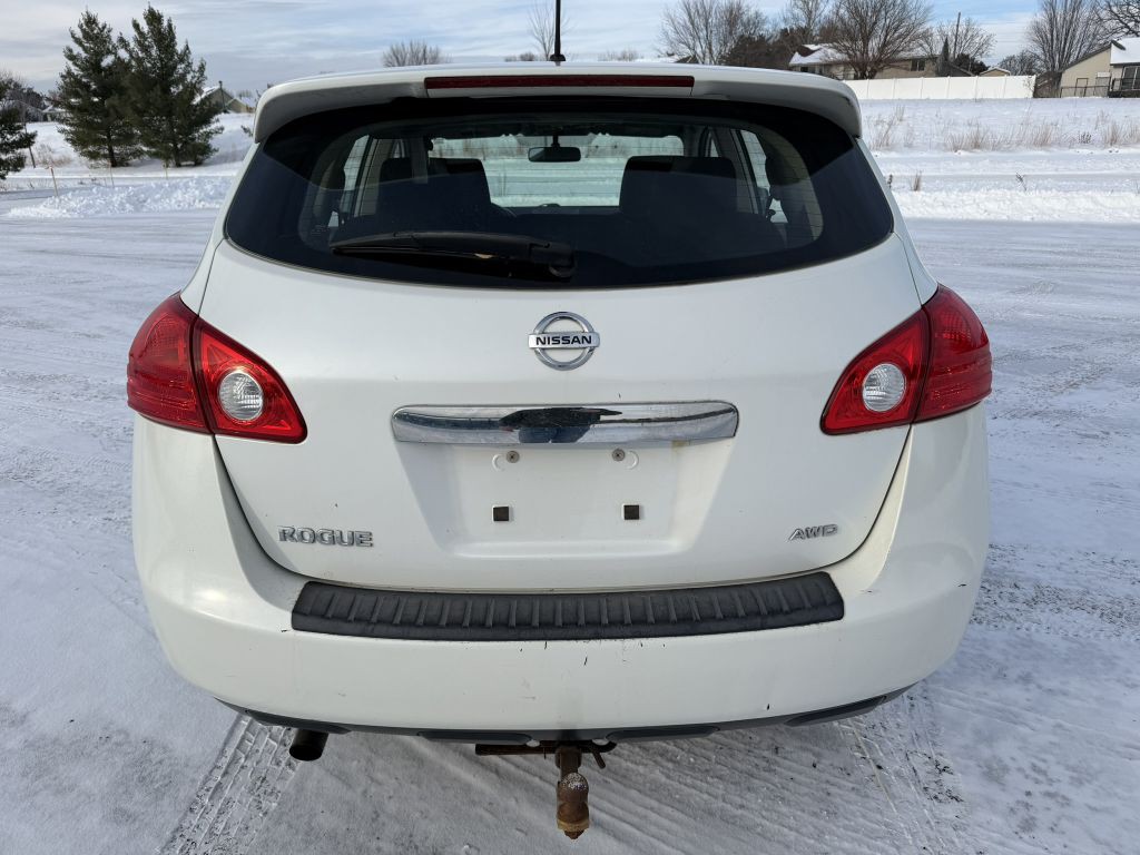 2011 Nissan Rogue Image 4