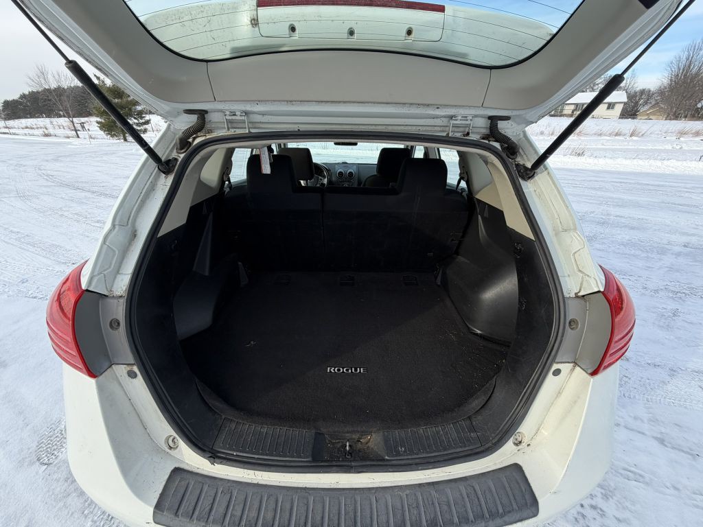 2011 Nissan Rogue Image 12