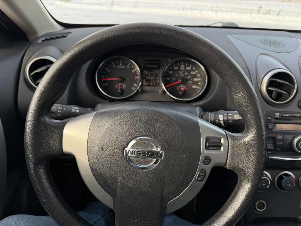 2011 Nissan Rogue Image 16