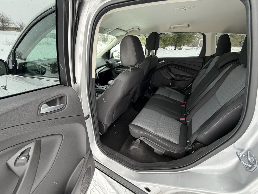 2017 Ford Escape Image 11