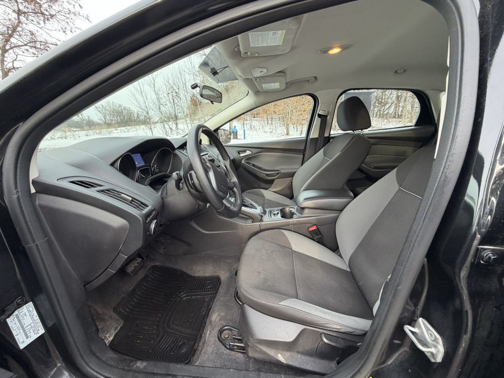 2014 Ford Focus Image 10