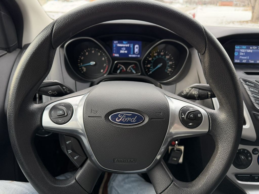 2014 Ford Focus Image 17