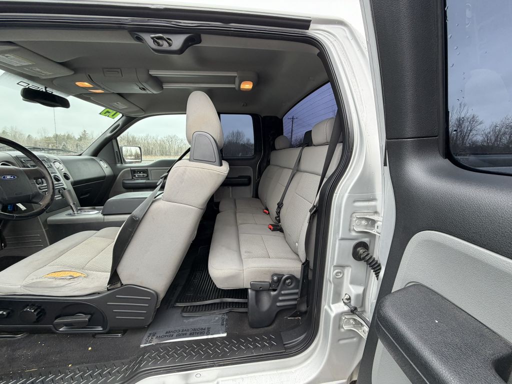 2005 Ford F-150 Image 10