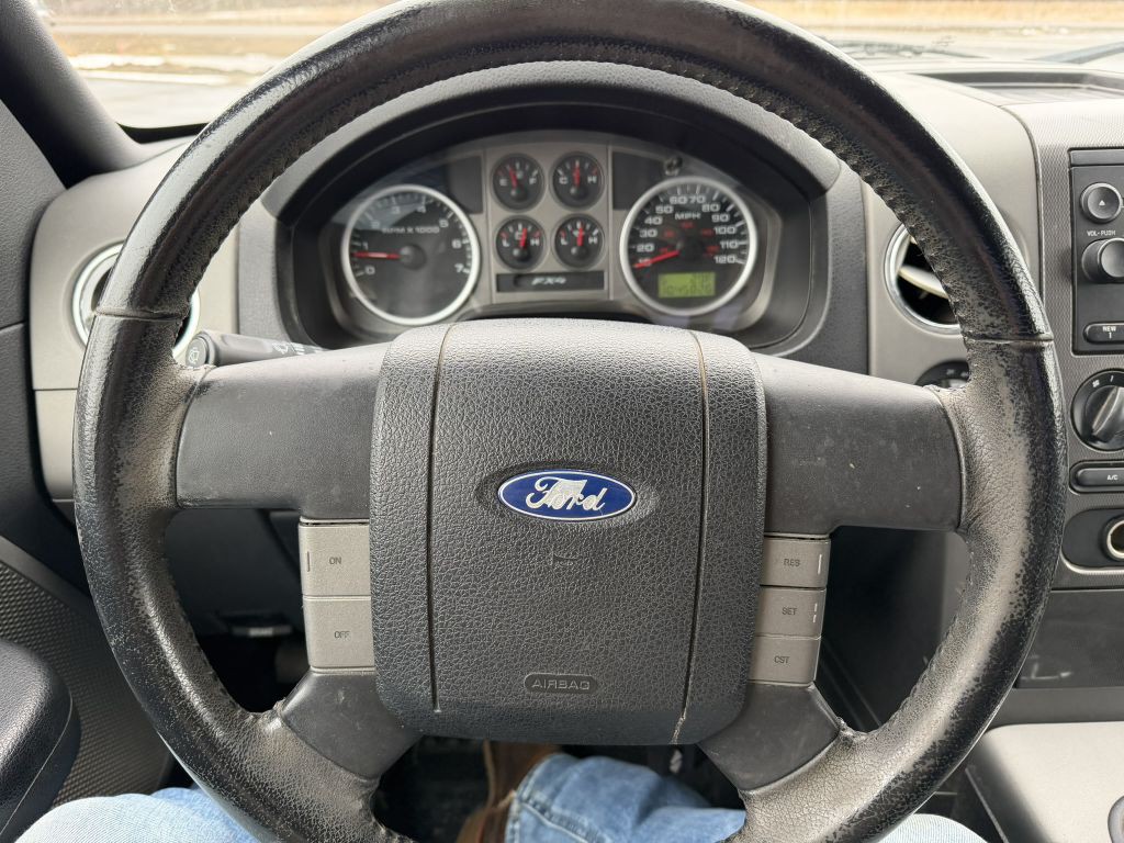 2005 Ford F-150 Image 16