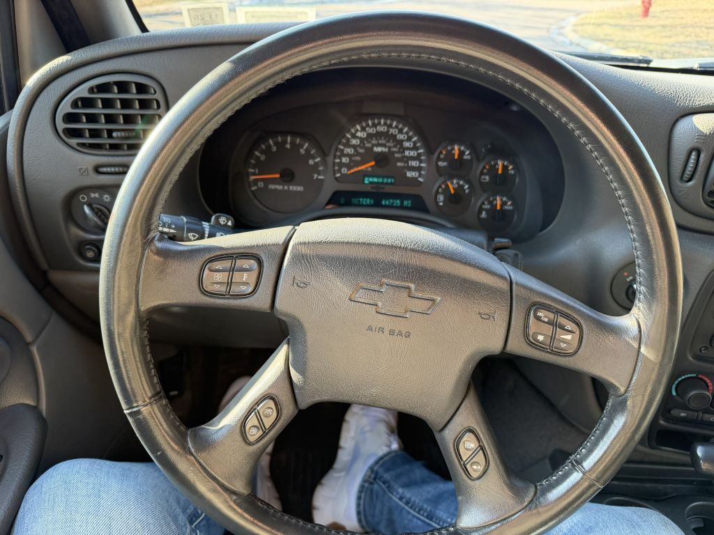 2002 Chevrolet Trailblazer Image 17