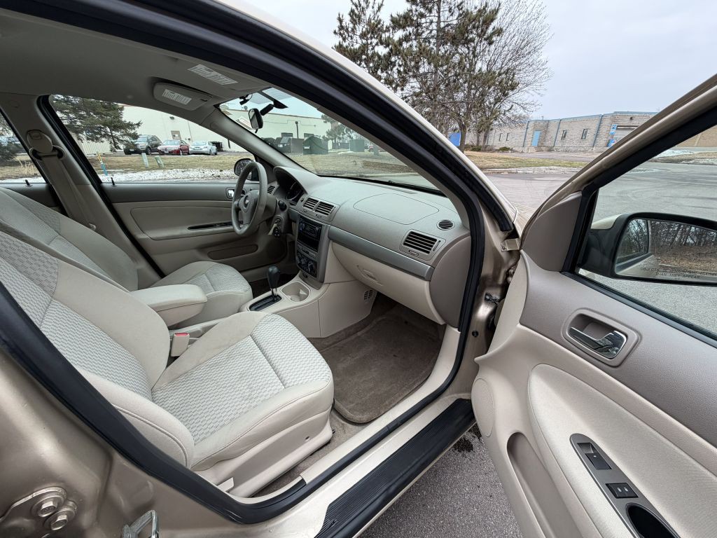 2007 Chevrolet Cobalt Image 13
