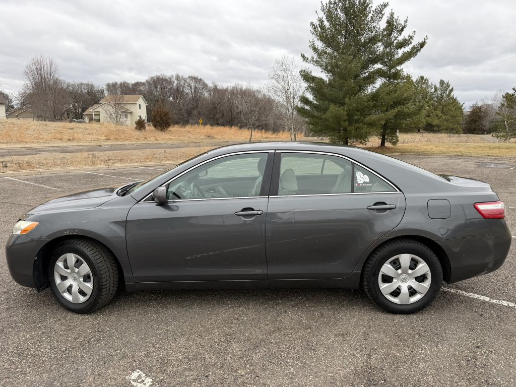 2007 Toyota Camry Image 2