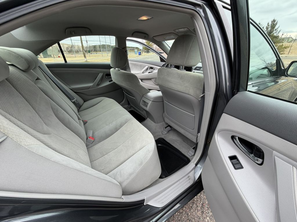 2007 Toyota Camry Image 12
