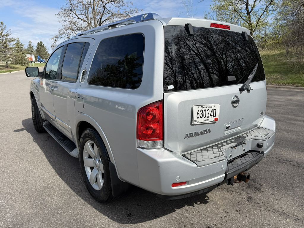 2011 Nissan Armada Image 3