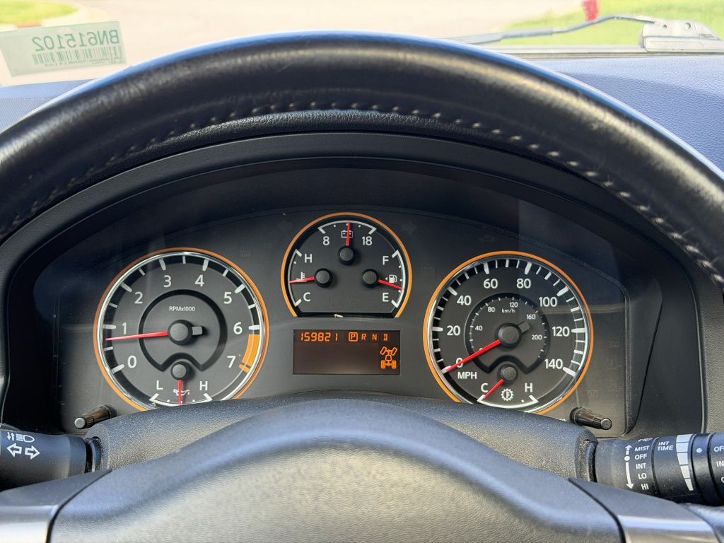 2011 Nissan Armada Image 17