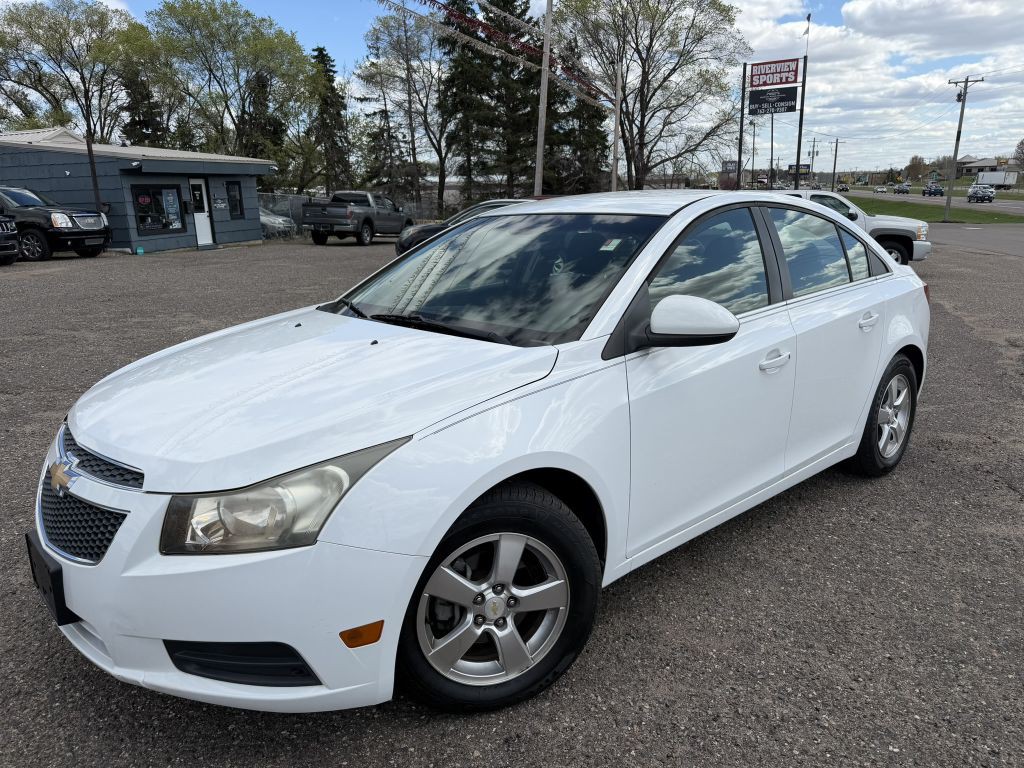 2011 Chevrolet Cruze Image 1
