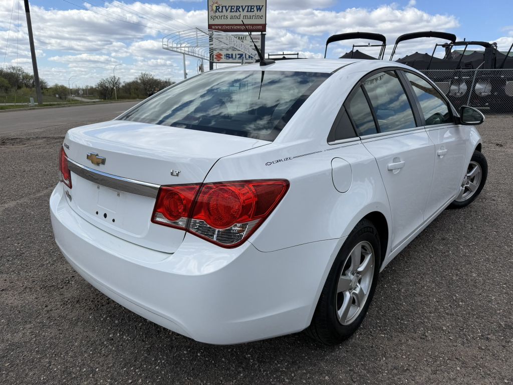 2011 Chevrolet Cruze Image 5