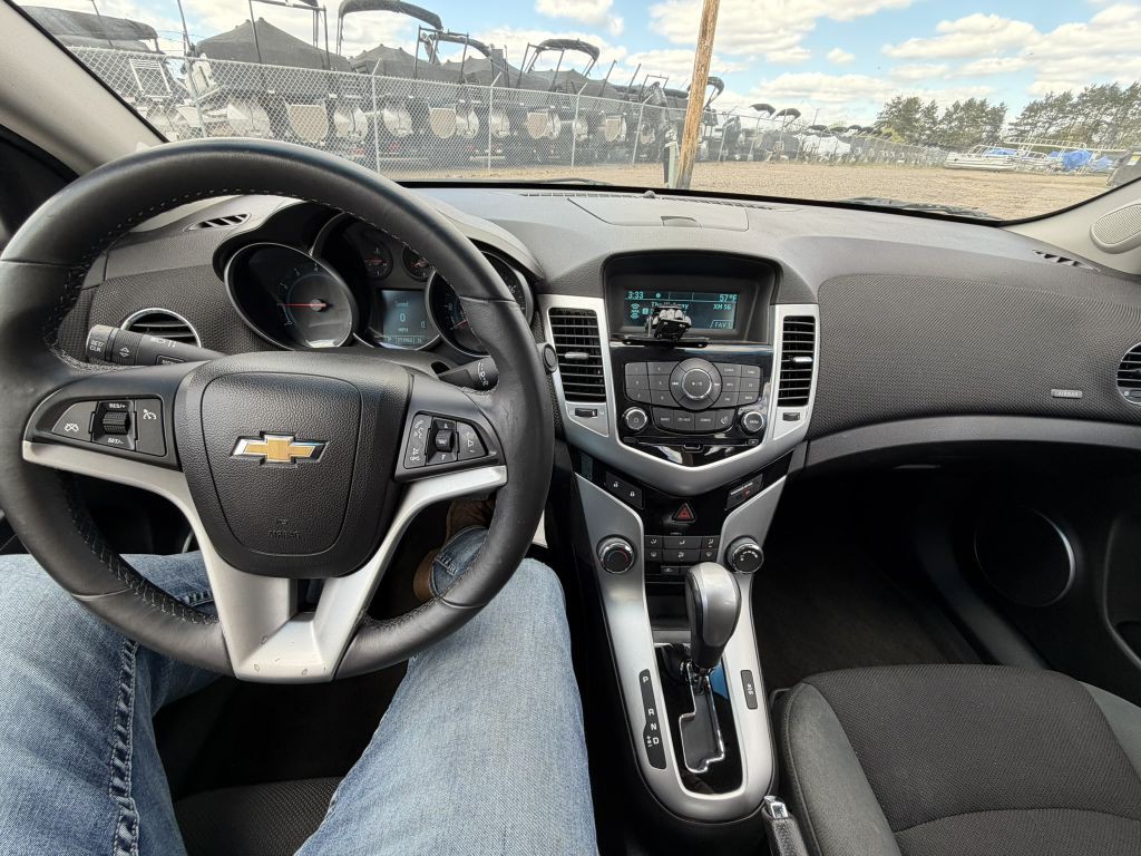 2011 Chevrolet Cruze Image 15