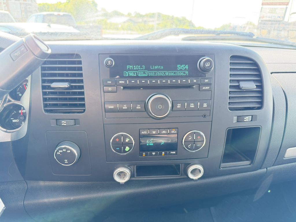 2008 Chevrolet Silverado 1500 Image 15