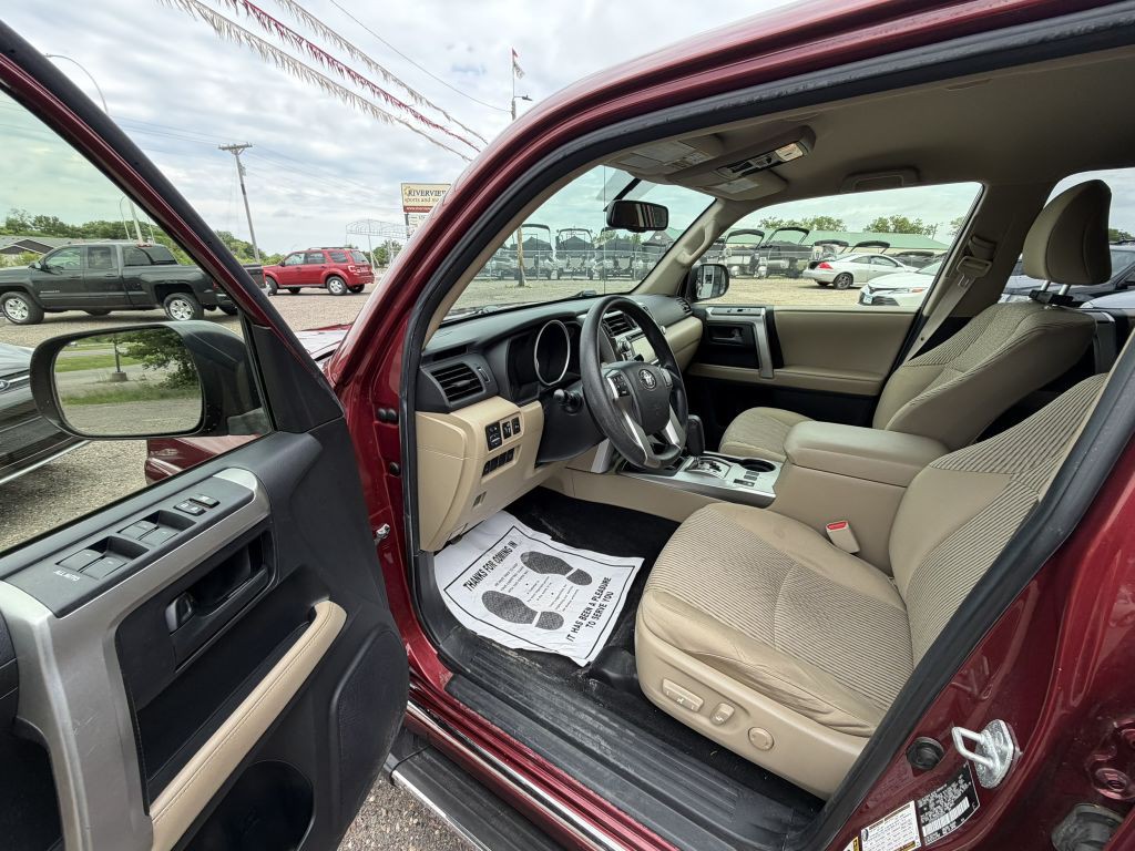2012 Toyota 4Runner Image 9