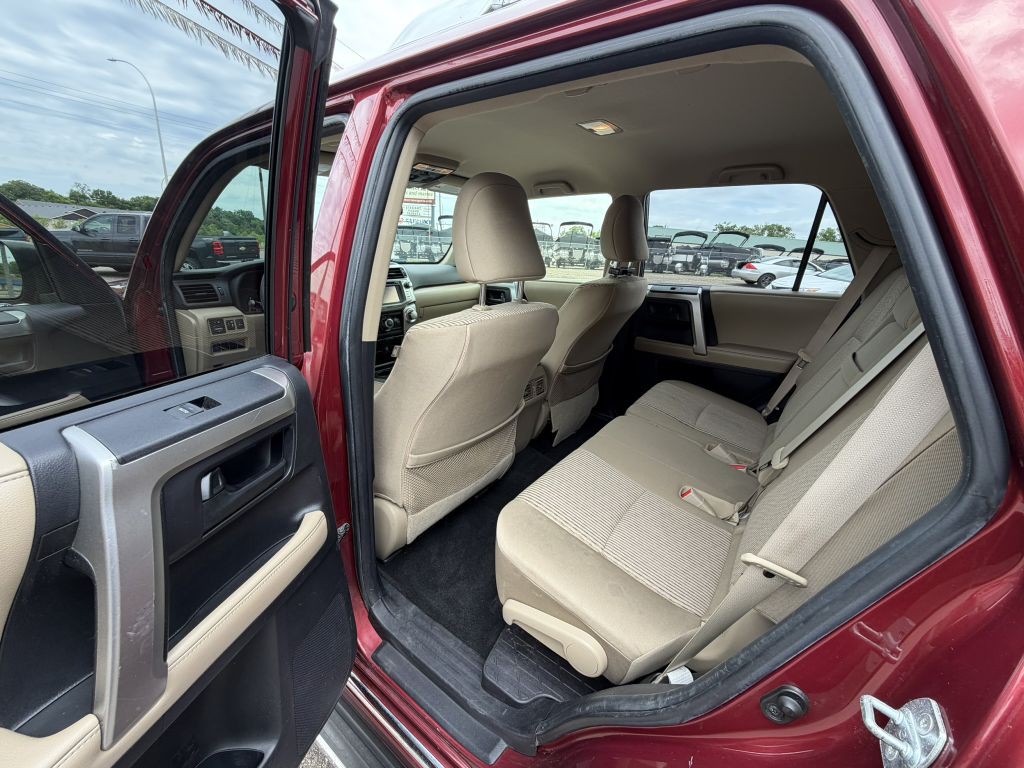 2012 Toyota 4Runner Image 10