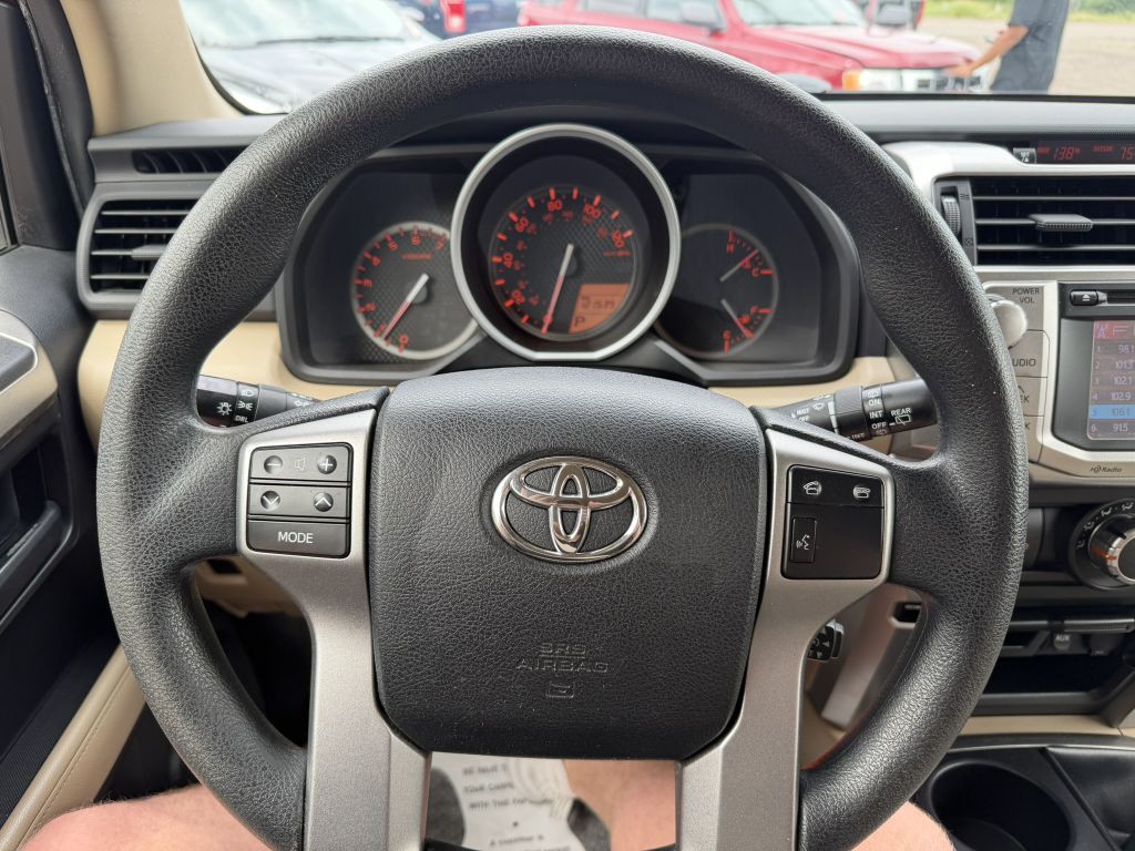 2012 Toyota 4Runner Image 16