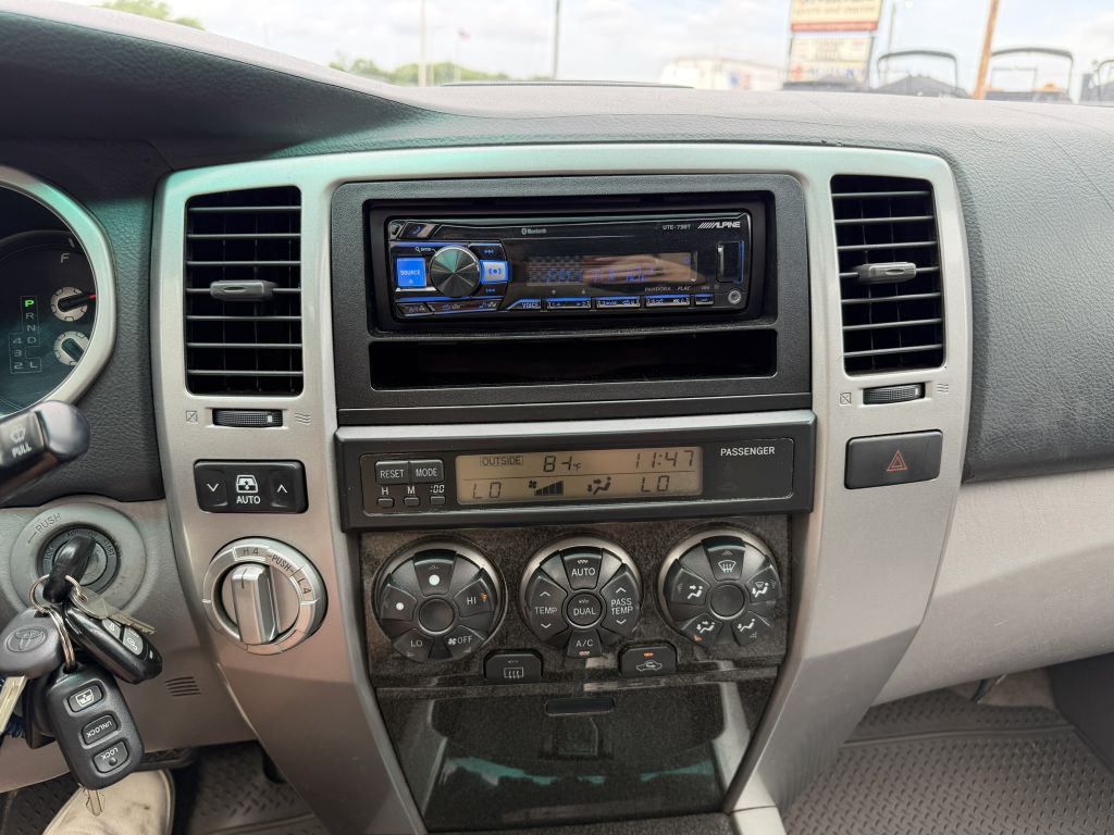 2003 Toyota 4Runner Image 15