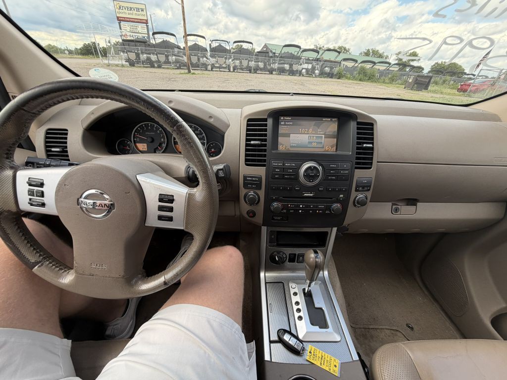 2012 Nissan Pathfinder Image 15