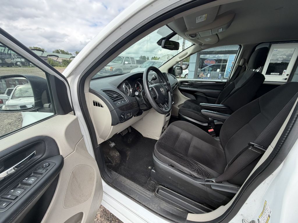 2018 Dodge Grand Caravan Image 9