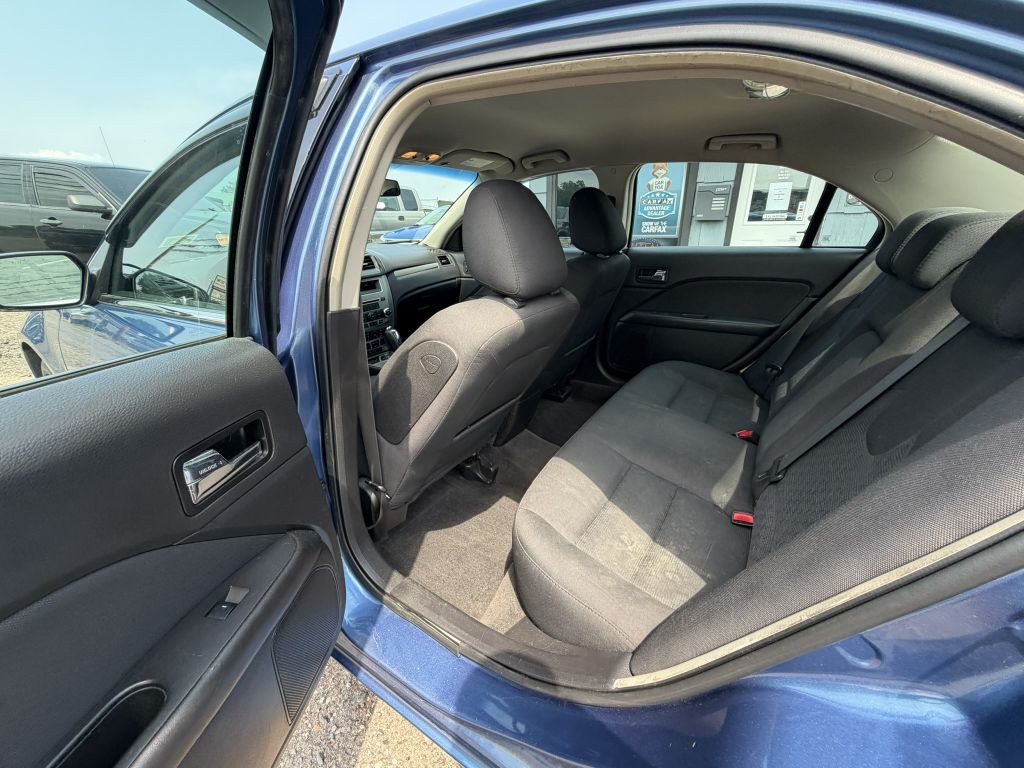 2010 Ford Fusion Image 9