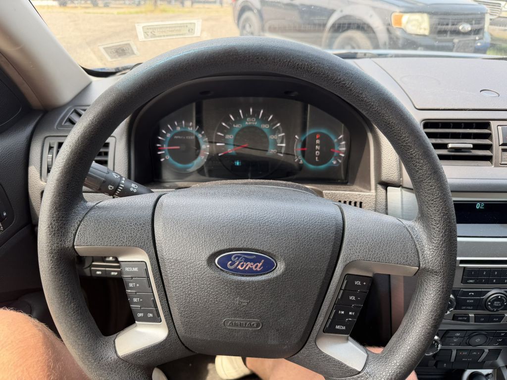 2010 Ford Fusion Image 15