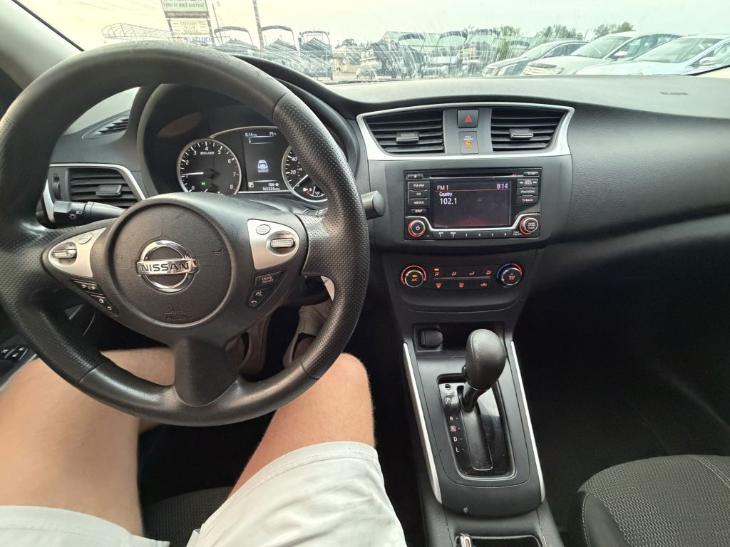 2018 Nissan Sentra Image 13