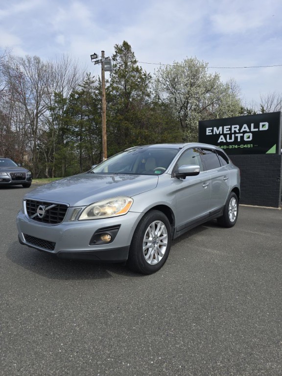 2010 Volvo XC60 Image 1