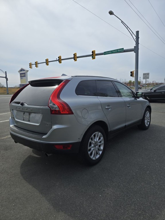 2010 Volvo XC60 Image 5