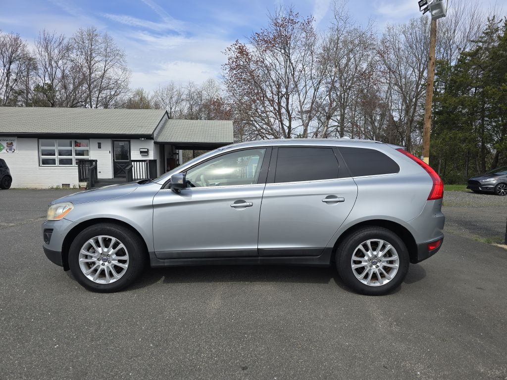 2010 Volvo XC60 Image 8