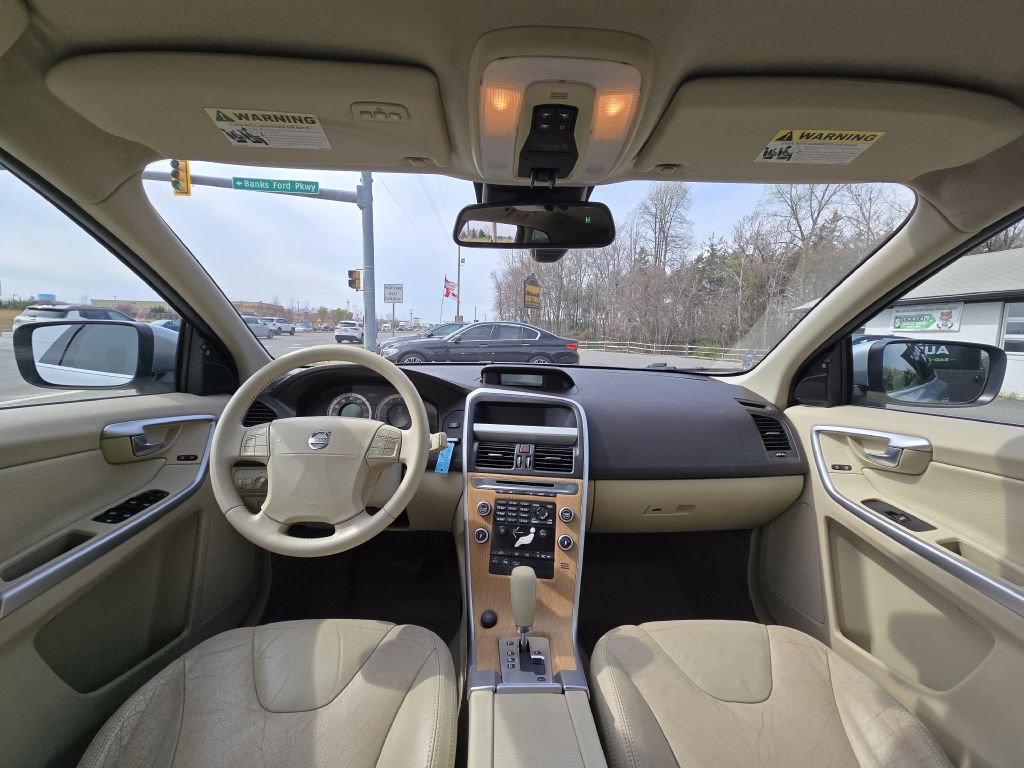 2010 Volvo XC60 Image 11