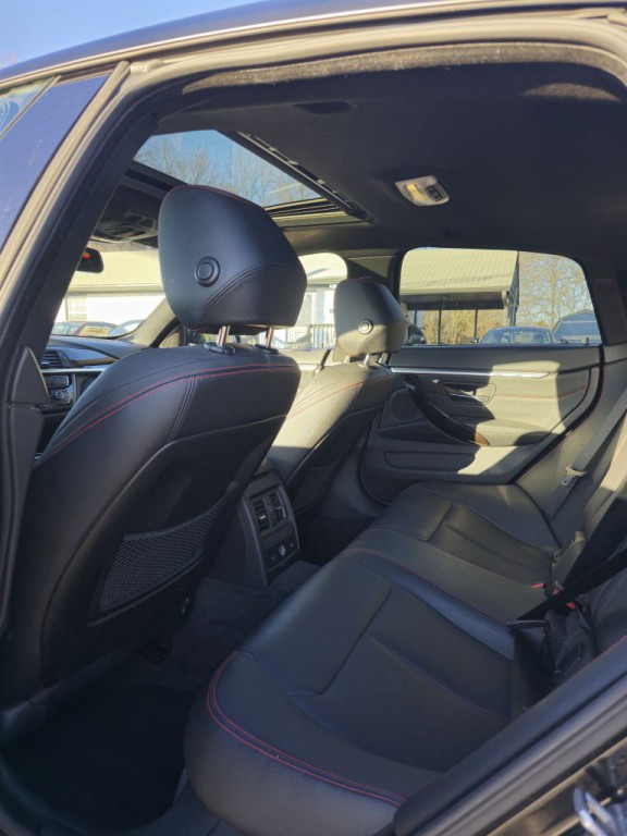 2015 BMW 4 Series Image 11